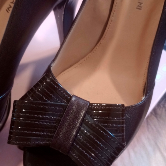 NWOT Chocolate brown shoes - Picture 6 of 10